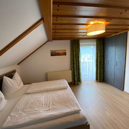 Appartement Haus Pfarrkirchner à Mauterndorf  Extérieur photo