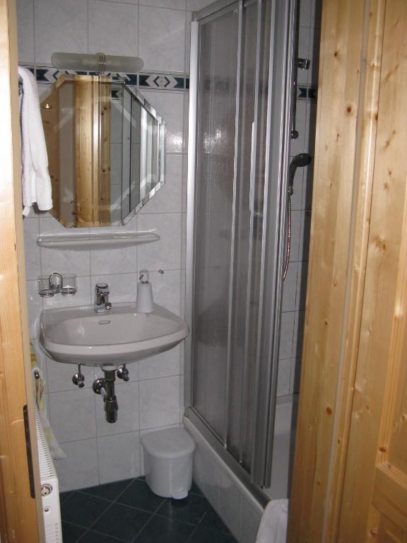 Appartement Haus Pfarrkirchner à Mauterndorf  Chambre photo