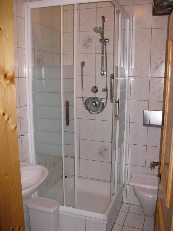 Appartement Haus Pfarrkirchner à Mauterndorf  Chambre photo