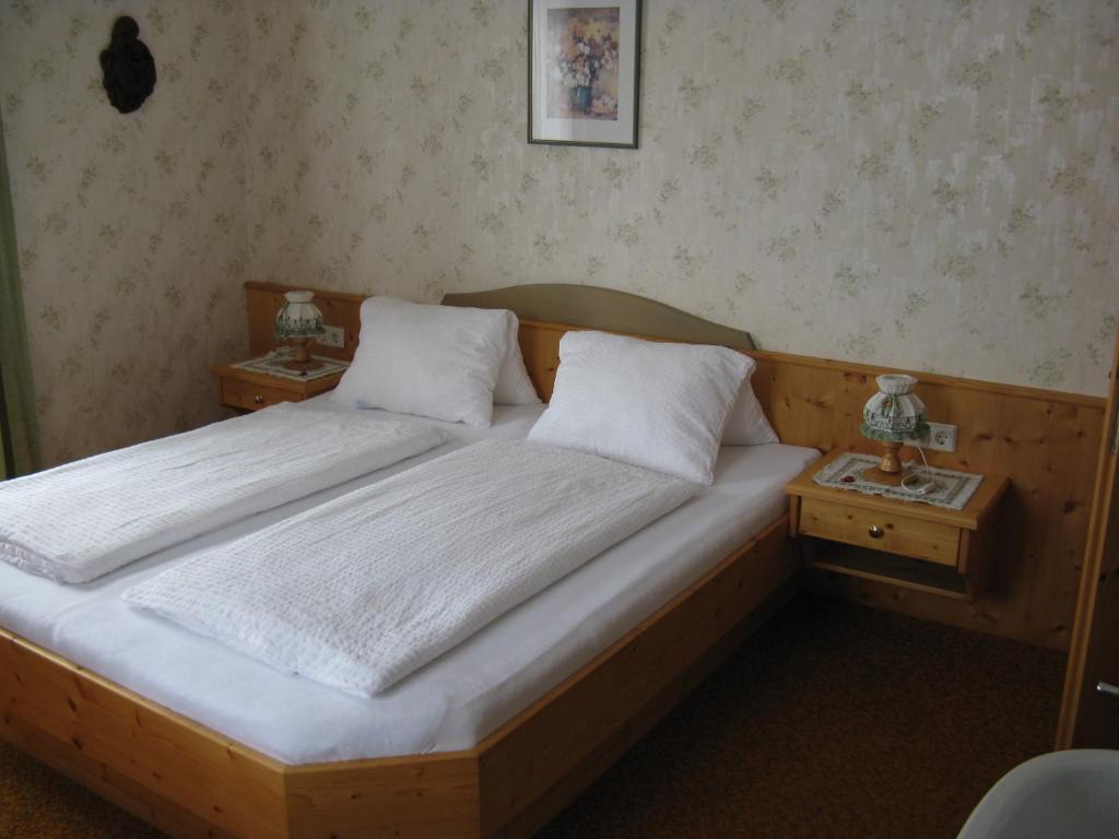 Appartement Haus Pfarrkirchner à Mauterndorf  Chambre photo