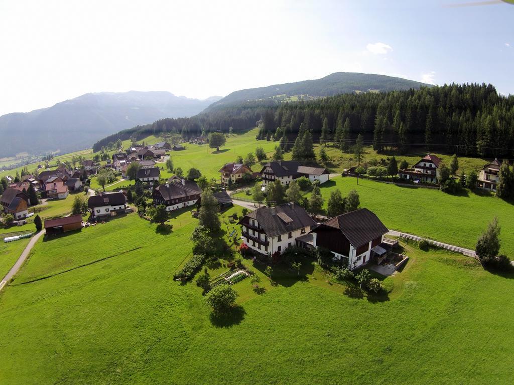 Appartement Haus Pfarrkirchner à Mauterndorf  Extérieur photo