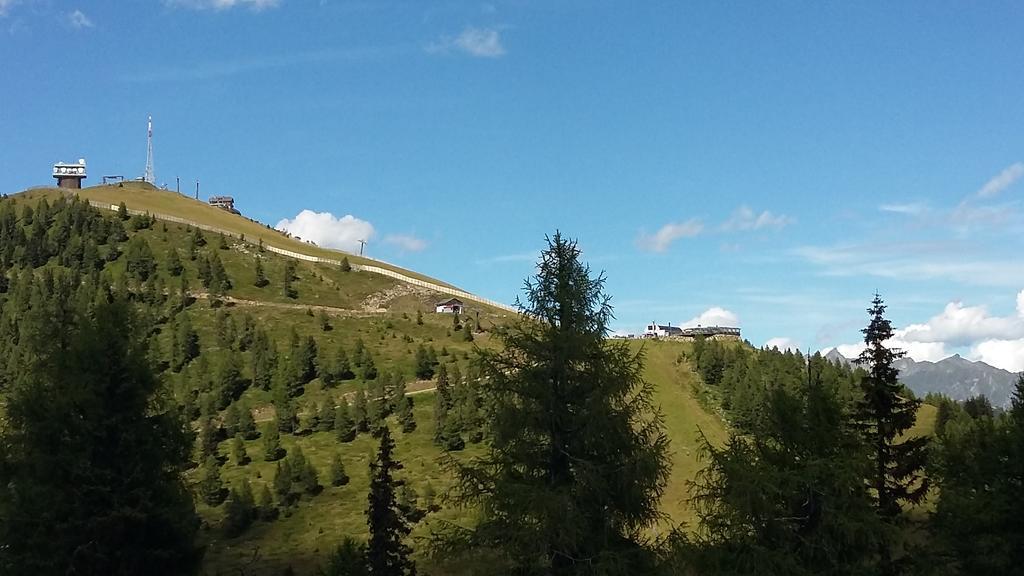 Appartement Haus Pfarrkirchner à Mauterndorf  Extérieur photo