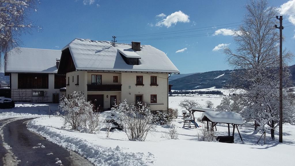 Appartement Haus Pfarrkirchner à Mauterndorf  Extérieur photo
