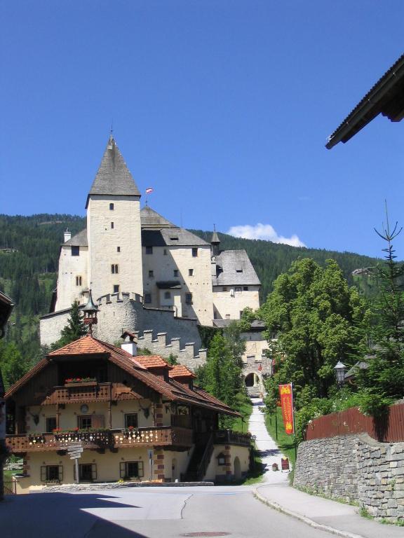 Appartement Haus Pfarrkirchner à Mauterndorf  Extérieur photo